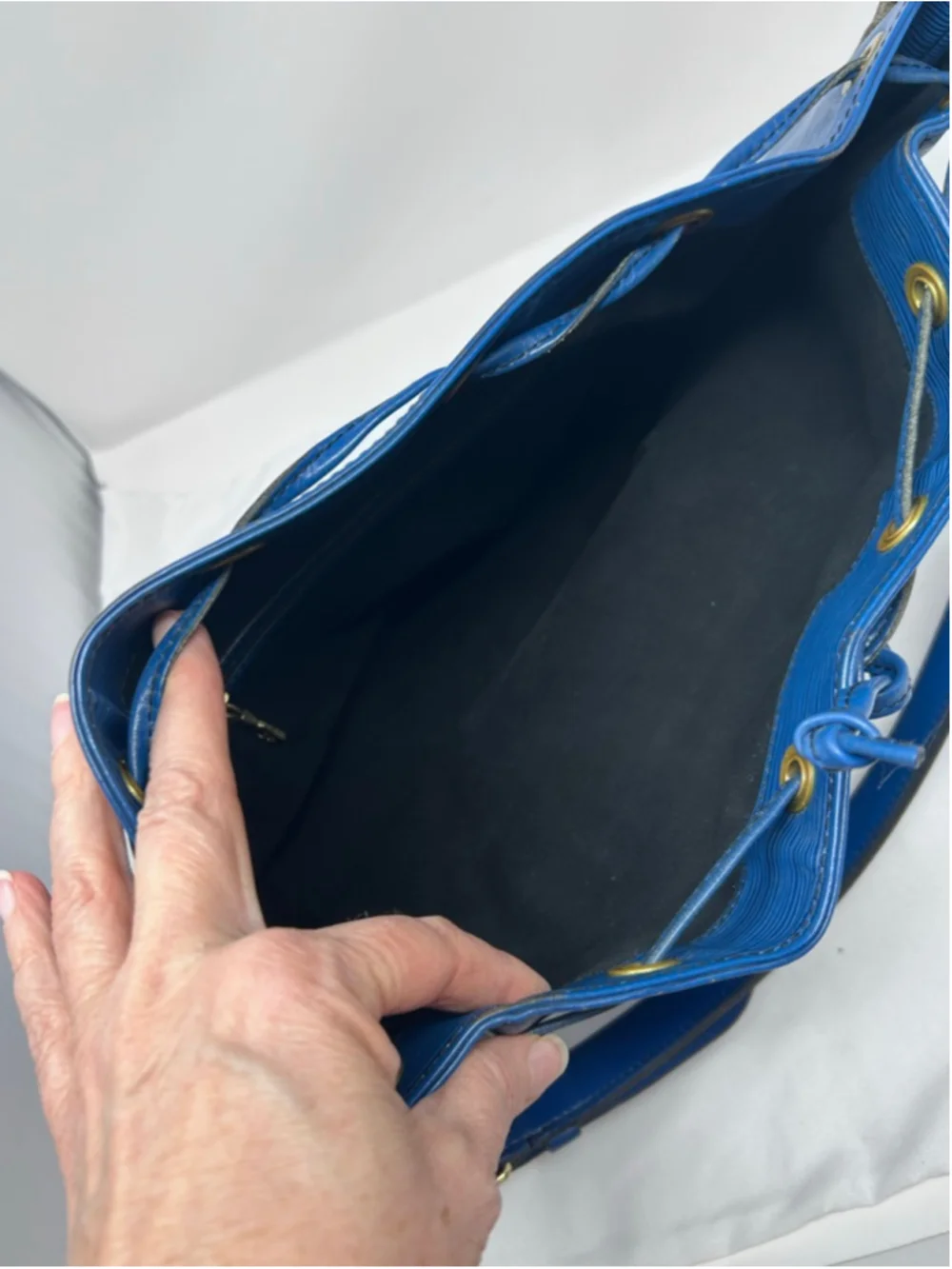 Louis Vuitton Noé GM Toledo Blue Epi Leather Bucket Bag Vintage